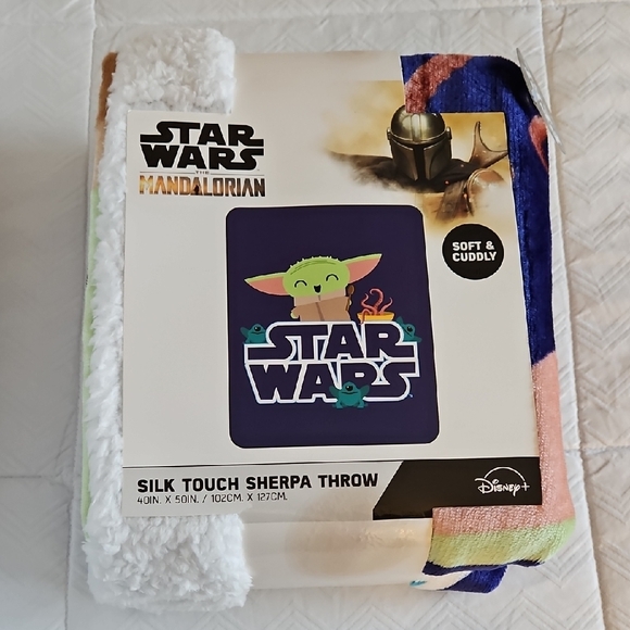 Disney | Bedding | Star Wars Mandalorian Silk Touch Sherpa Throw Baby ...